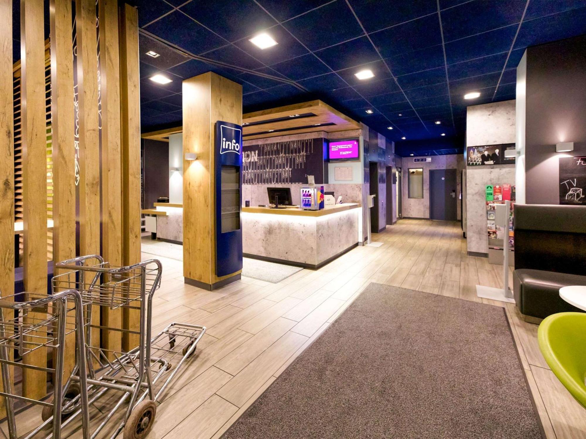 Отель Ibis Budget Berlin Potsdamer Platz Экстерьер фото